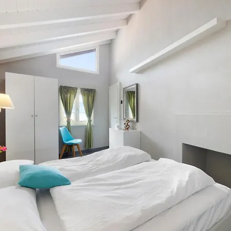 Mansarda - Maggiore Estate By Ginin Apartment Cannobio