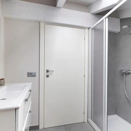 Apartment Mansarda - Maggiore Estate By Ginin Cannobio